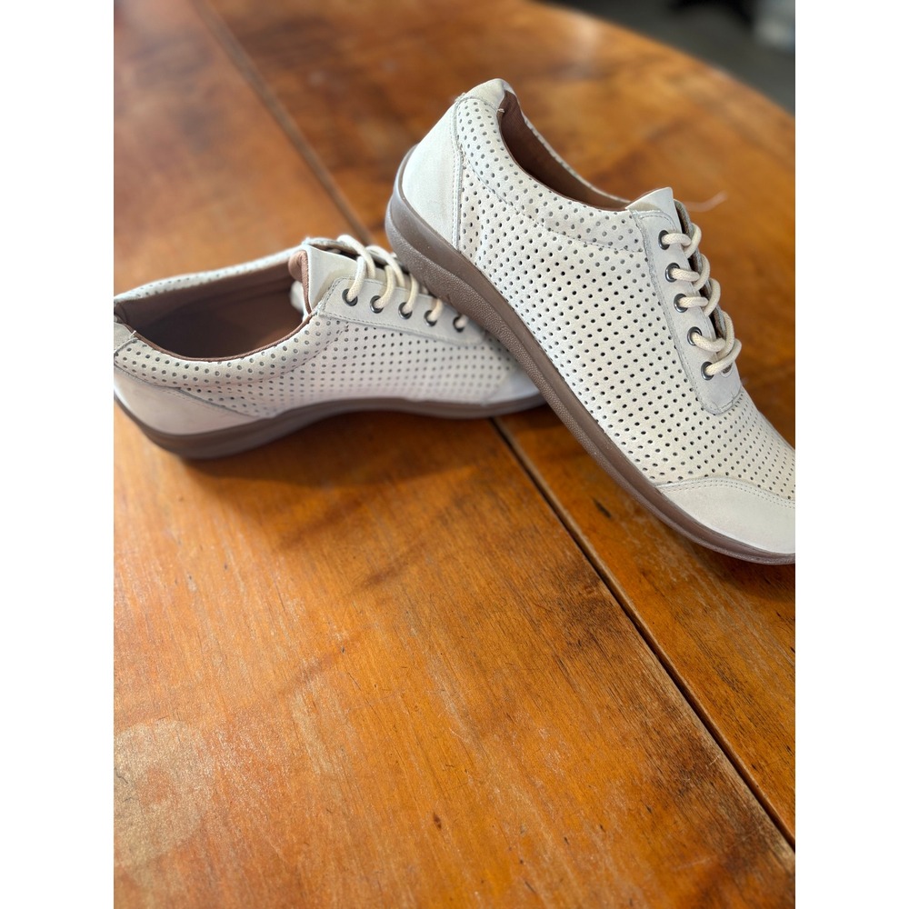 David Tate Sneakers Women's Off-White Perforated Leather Lace Up Comfort Shoes - Picture 1 of 7